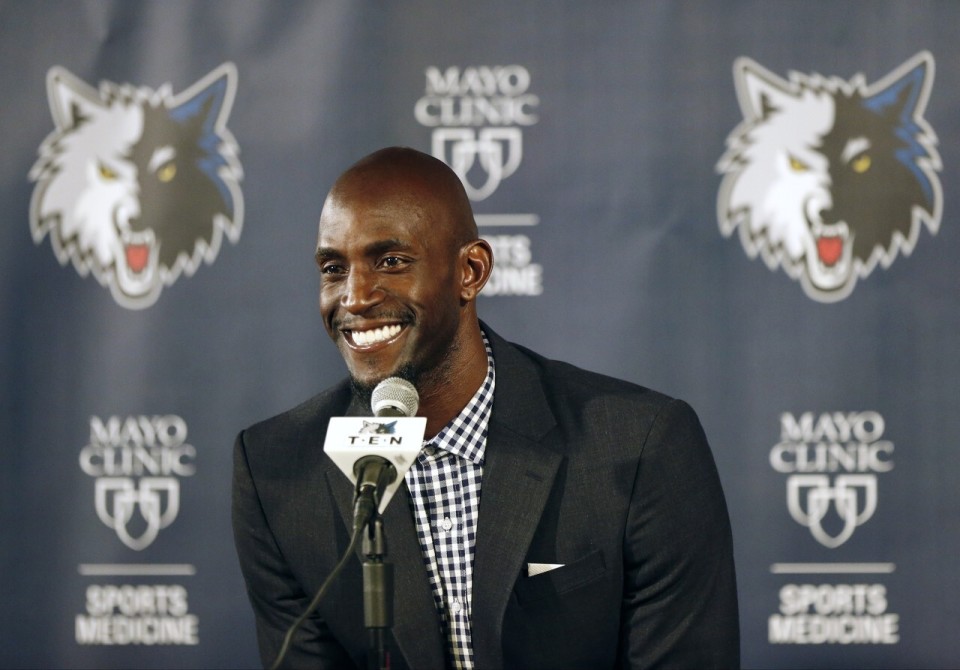 2里的游弋 2里的游弋